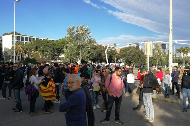 manifestacio vista rei felip vi diagonal - anna sole sans