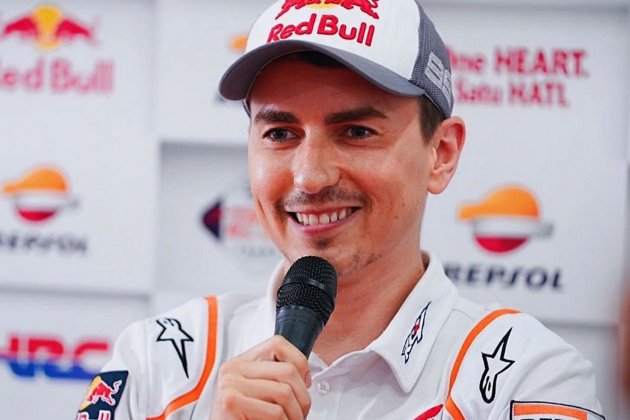 Jorge Lorenzo Repsol Honda @jorgelorenzo99